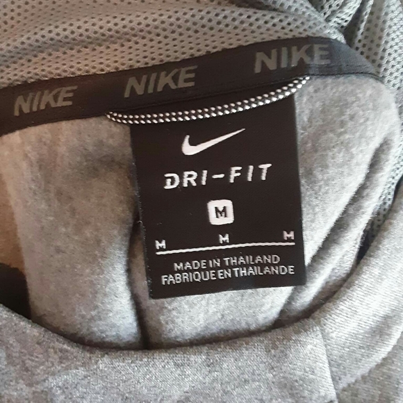 Nike Dri-Fit Youth Pullover Hoodie - Picture 6 of 8